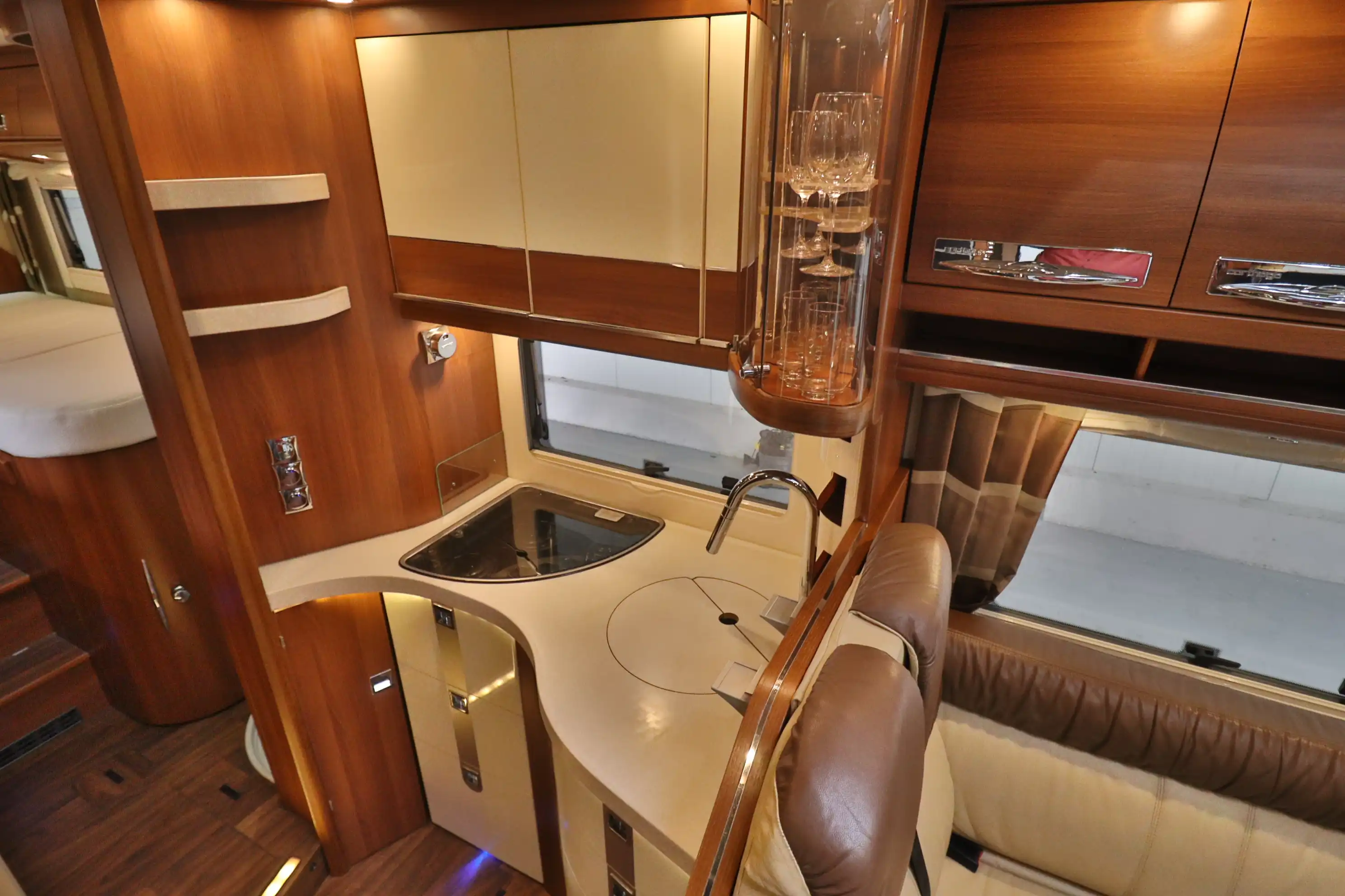 CARTHAGO Chic E-Line I50 LE Liner-Class